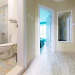 Sea Garden דירה וארנה
