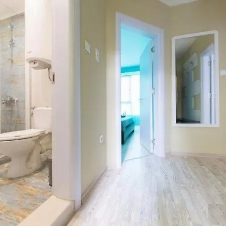 Sea Garden Apartment Warna
