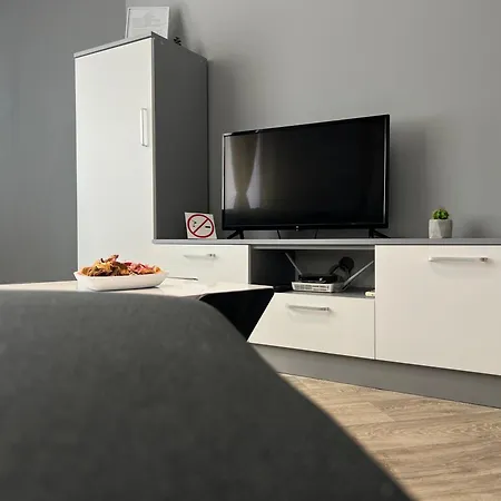 Apartment Sea Garden *