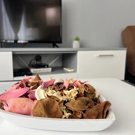 Sea Garden Apartment