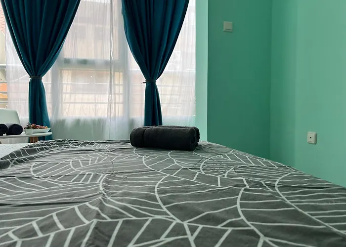 Sea Garden דירה *